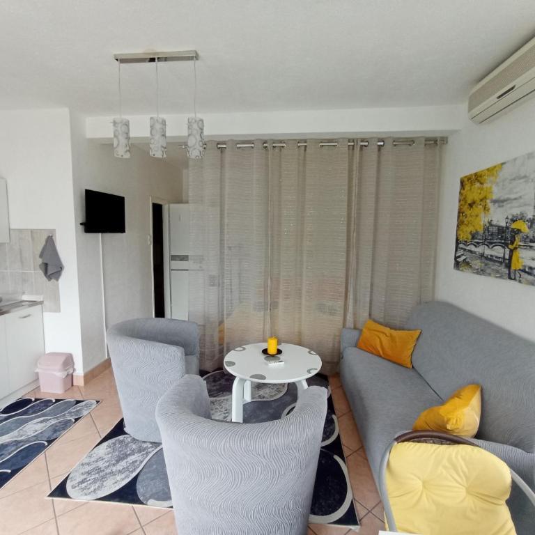 Studio apartman Nejra - One-Bedroom Apartment - 21