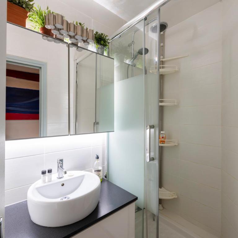 Montmartre-Appartement climatisé -3min Sacré-Cœur - Appartement 1 Chambre - 18