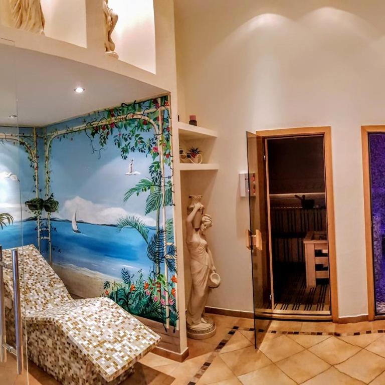 Royal Serenity - One-Bedroom Apartment - 19