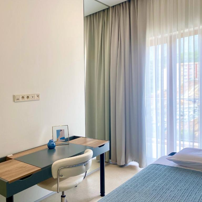 Belvedere Royal, Luxury Seaview & Pool Apartments - Deluxe Suite with Spa Bath - 30