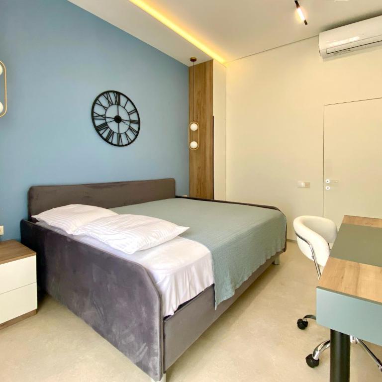 Belvedere Royal, Luxury Seaview & Pool Apartments - Deluxe Suite with Spa Bath - 31