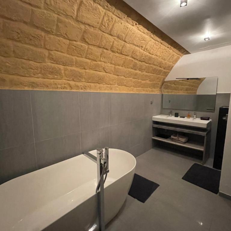 Superbe loft au coeur de Paris - Apartment - 17