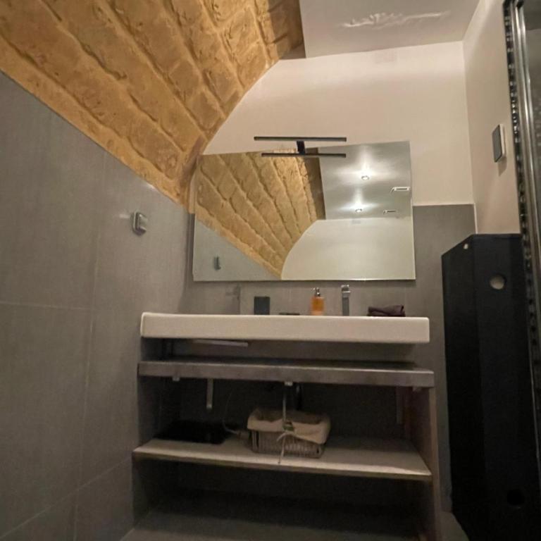 Superbe loft au coeur de Paris - Apartment - 18