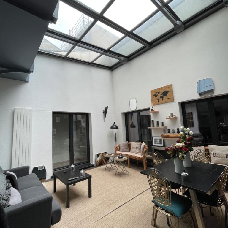 Superbe loft au coeur de Paris - Apartment - 22