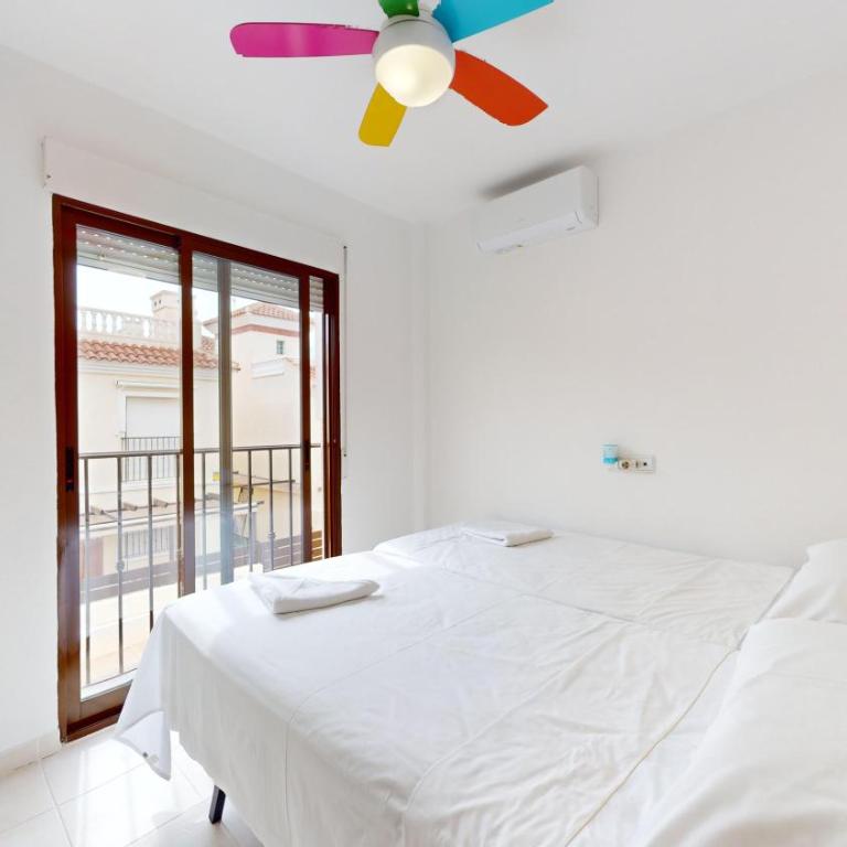 El Olivo and Brisas Beach house - Three-Bedroom House - 27