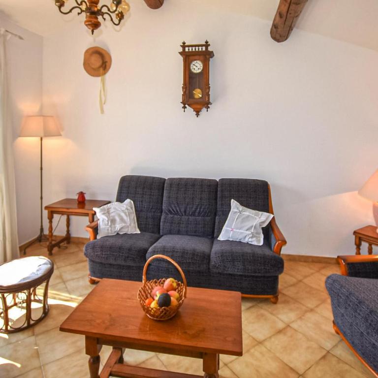 Amazing Home In Vaison-La-Romaine - Maison de Vacances 4 Chambres - 4