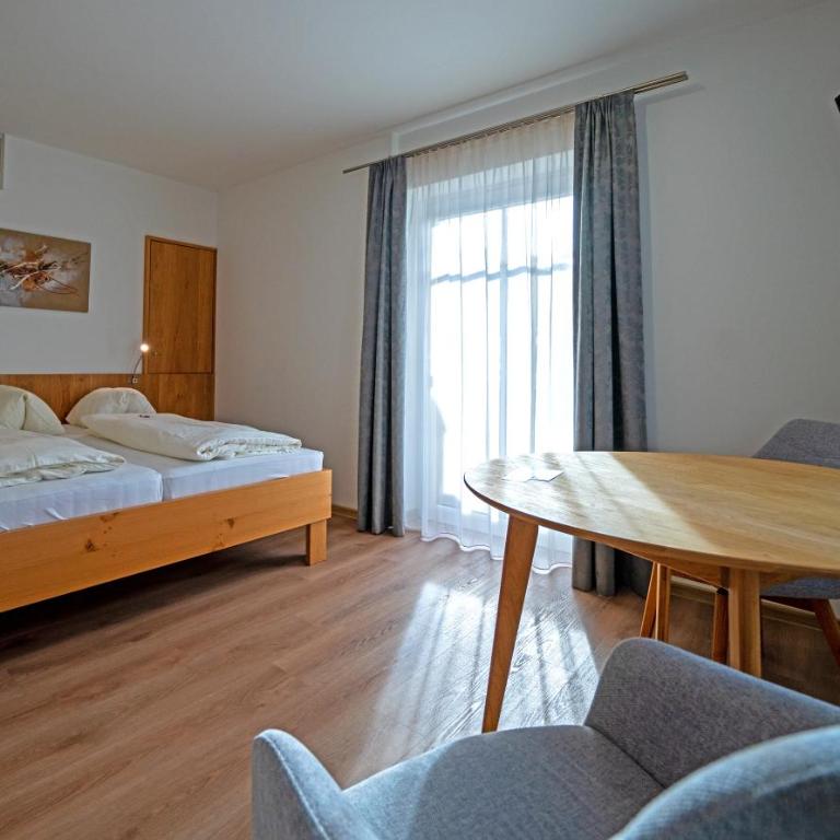 Pension Haus Edelweiss - Standard Doppelzimmer - 6