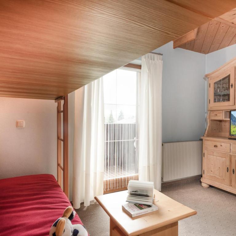 Gästehaus Gratz - inklusive Eintritt in die Alpentherme - Apartment mit 1 Schlafzimmer und Balkon - 7