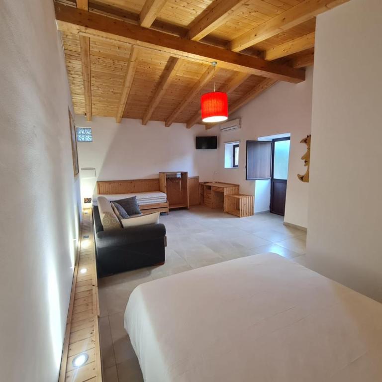 Villa Seta - Camera Quadrupla con Bagno Privato - 5