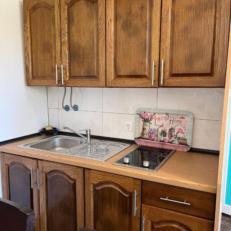 Small Bosnian House - One-Bedroom Apartment - 6