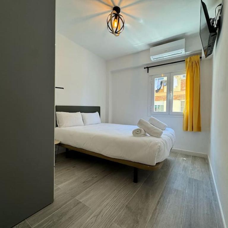Shelter in Malaga - C1 - One-Bedroom Apartment - 11