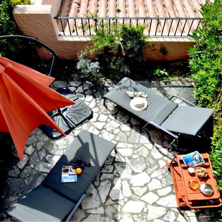 Appartement avec piscine cozy spacieux, climatise, vue mer! Plages et centre 15 mns! - Maison de Ville 2 Chambres - 4