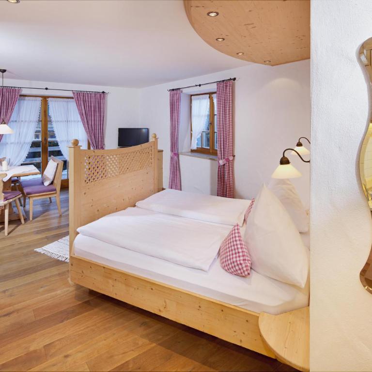 Pension Hochvogel - Doppelzimmer mit Dusche - 3