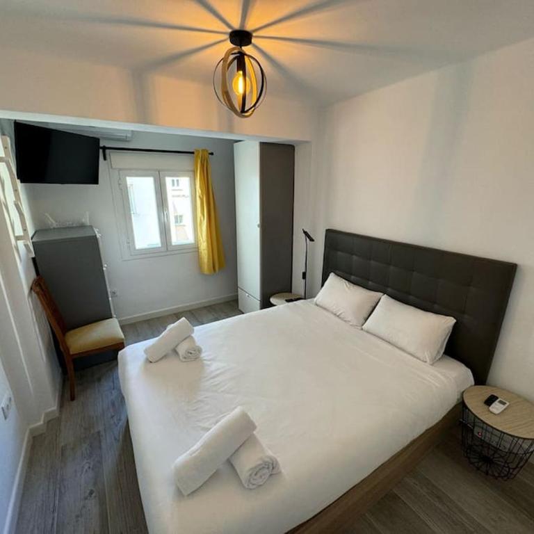 Flat to enjoy Malaga - 4 people C2 - One-Bedroom Apartment - 4