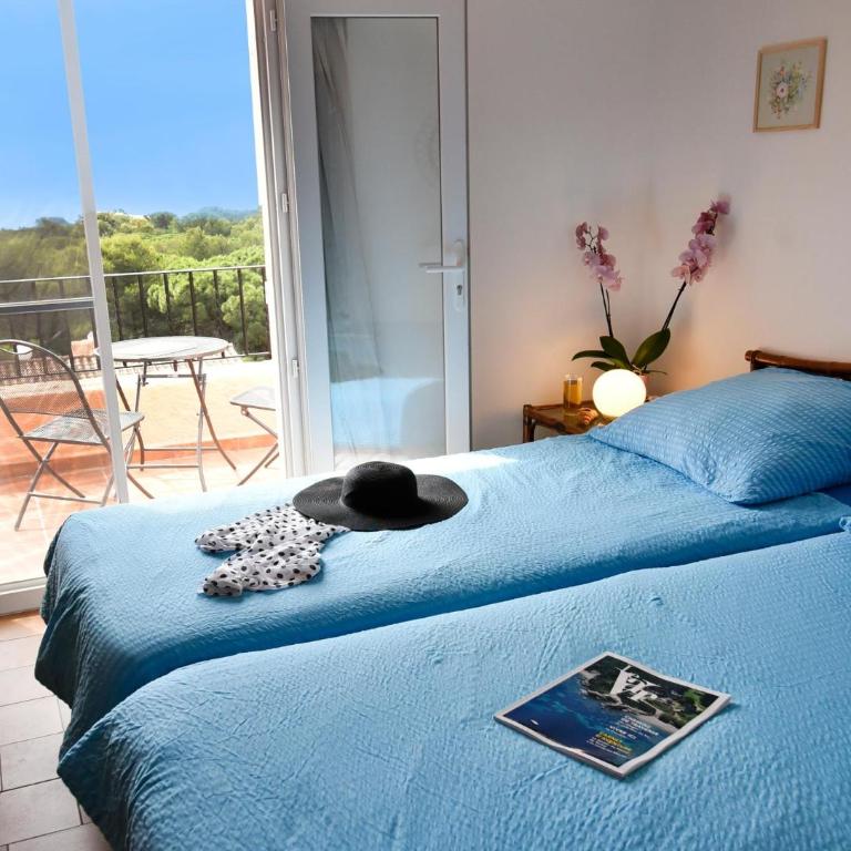 Appartement avec piscine cozy spacieux, climatise, vue mer! Plages et centre 15 mns! - Maison de Ville 2 Chambres - 3