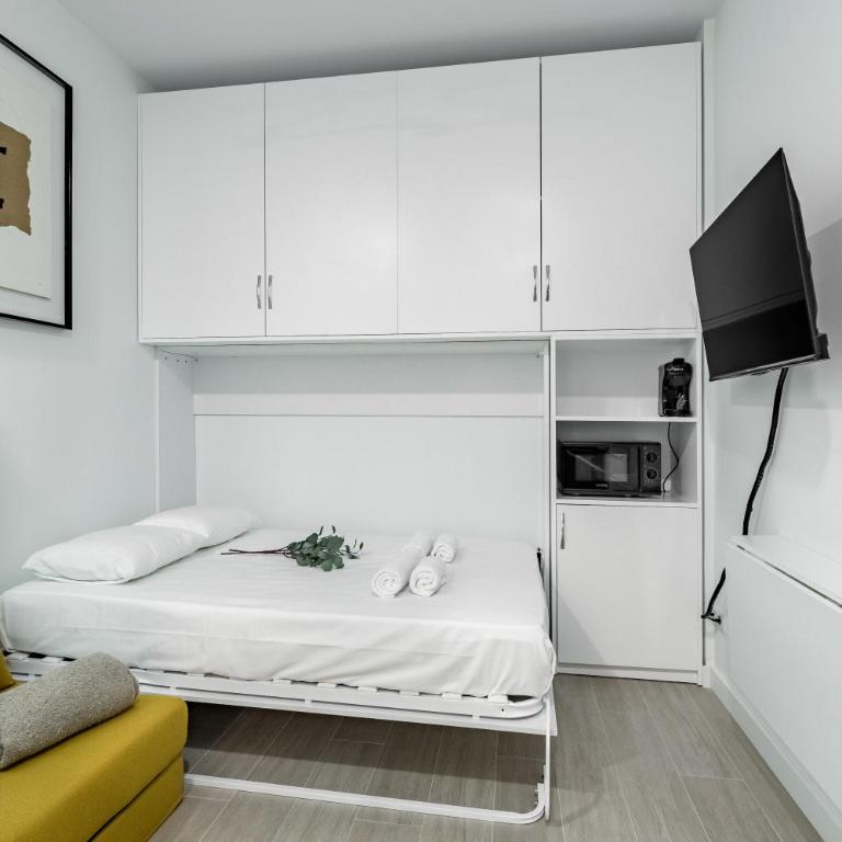 Sol Apartment III - En el centro de Madrid - Studio with Terrace - 2