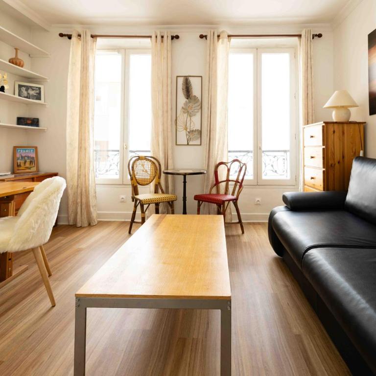 Well located apartment in Paris - Chambre Double avec Lit d'Appoint - 2
