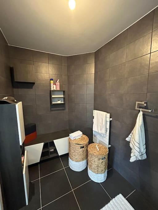 Appartement T2 très bon standing ! - Apartamento de 1 dormitorio - 7