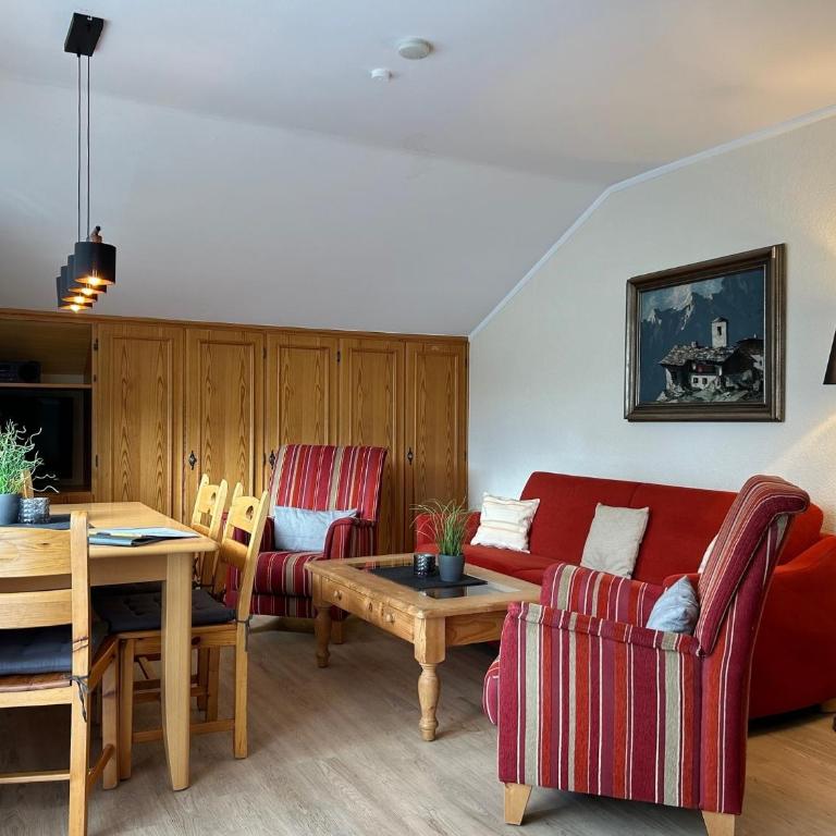 Chiemgau Comfort B8 Ferienwohnung Oberaudorf mit direktem Bergblick auf den Kaiser sowie Sauna - Apartment - 2