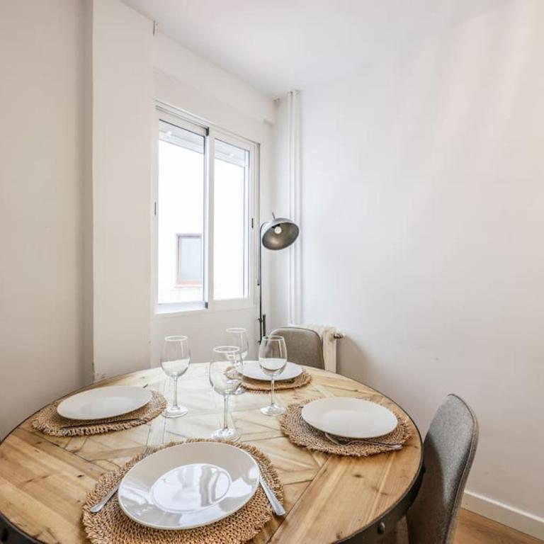 Urban Oasis in Madrid - Steps from River Manzanares - Apartamento de 2 dormitorios - 19