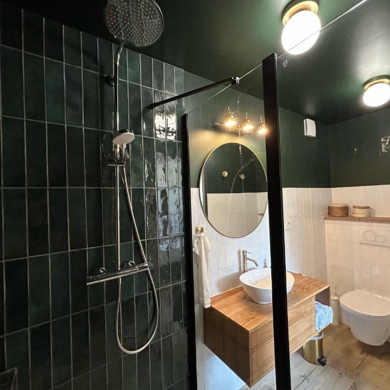 Appartement Proche Hôpital, Jardin privatif - Appartement 1 Chambre - 14