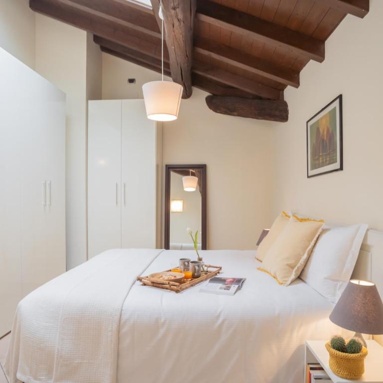 Plinio 10 by Rent All Como - Appartamento - 38
