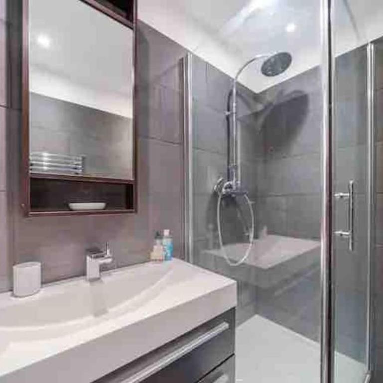 3 Festival de Cannes Beau 2 p piscine, plage de sable - Appartement 1 Chambre - 14