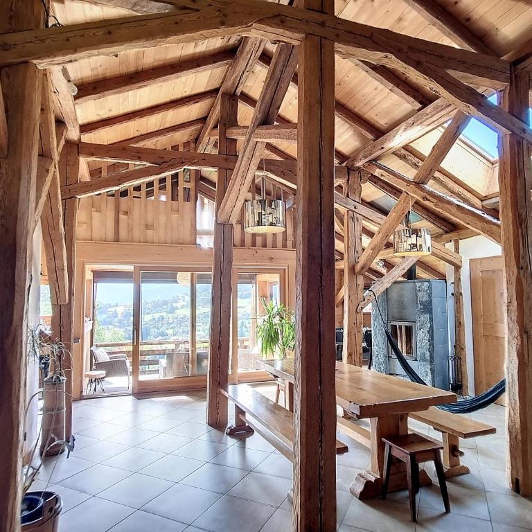 Bel Appartement à Cordon avec Vue Mont Blanc, Terrasse et Parking - Appartement 2 Chambres - 1