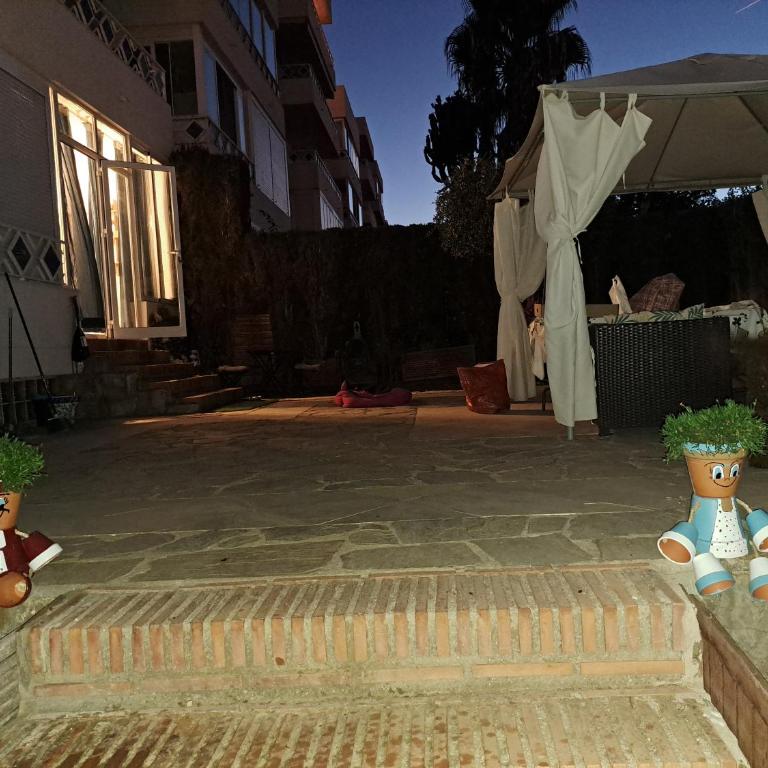 Apartamento con jardín y piscina Pet friendly - Apartamento de 1 dormitorio con jardín - 35