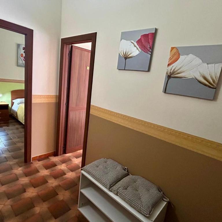 Albergo Mendolia - Camera Familiare con Balcone - 3