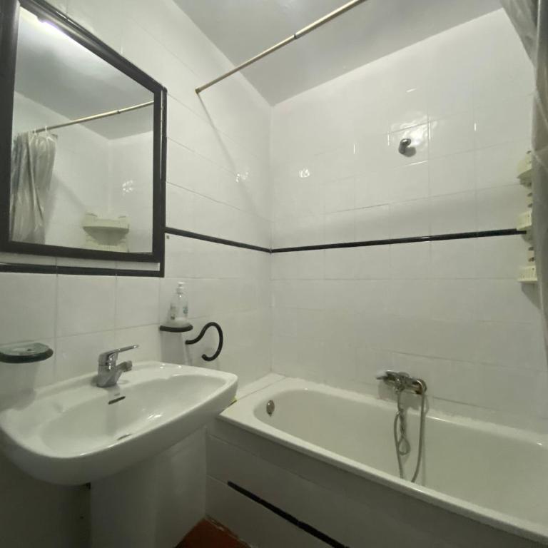 Family flat zona Aragon close to city center and beach - Apartment - 6