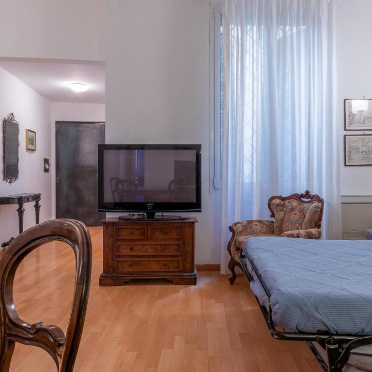 HouSmart Cartoleria 8 - One-Bedroom Apartment - 32
