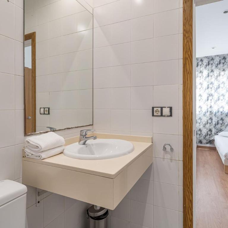 GuestReady - Bright home near Montjuïc - Apartment - 16