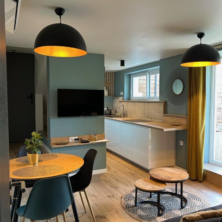 Appartement Proche Hôpital, Jardin privatif - Appartement 1 Chambre - 12