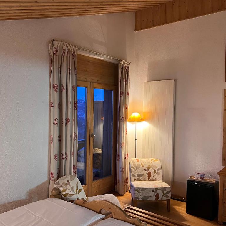 Hôtel Magrappé - Grande Chambre Familiale - 3
