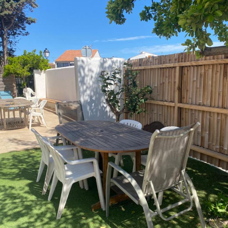 Grande maison plein centre - Three-Bedroom House - 3