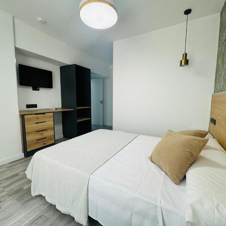 Astoria Beach - Deluxe Doppel-/Zweibettzimmer mit Meerblick - 3