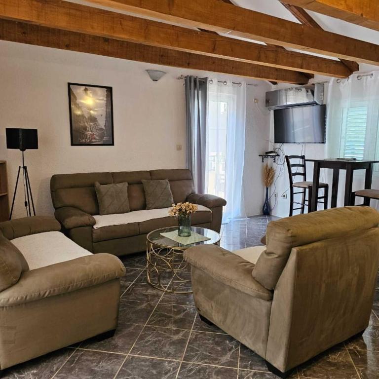 Apartments Carpe Diem - One Bedroom Apartment with Balcony and Partial Sea View - Attic - 3