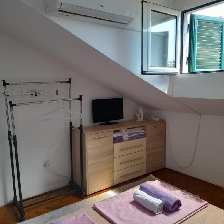 Filip Apartman - Zgrada Jolly Apartmani - Apartman sa 2 Spavaće Sobe - 8