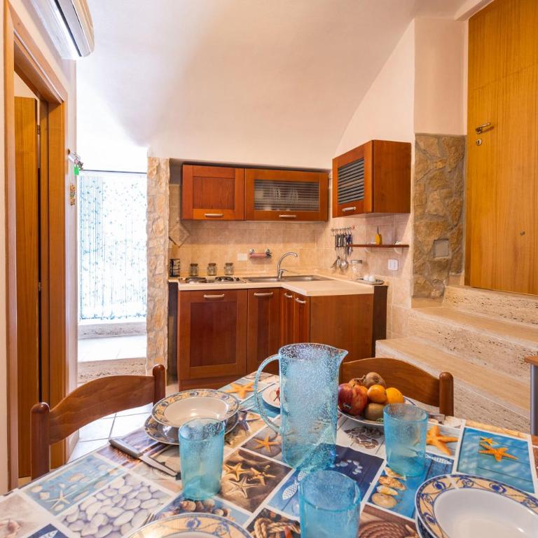 Angolo Blu by BarbarHouse - Appartamento con 1 Camera da Letto - 2