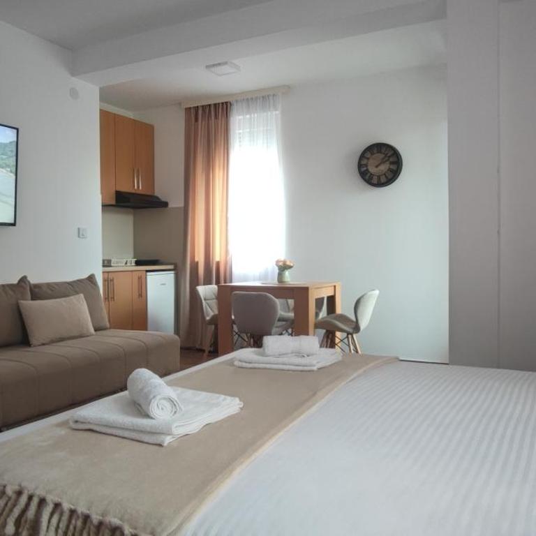 Soko City Center & Parking Free - Superior Apartman - 3