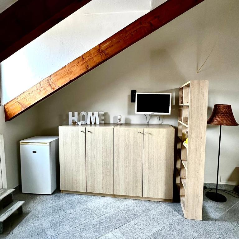 Loft centro storico Tommaso - One-Bedroom Apartment - 12