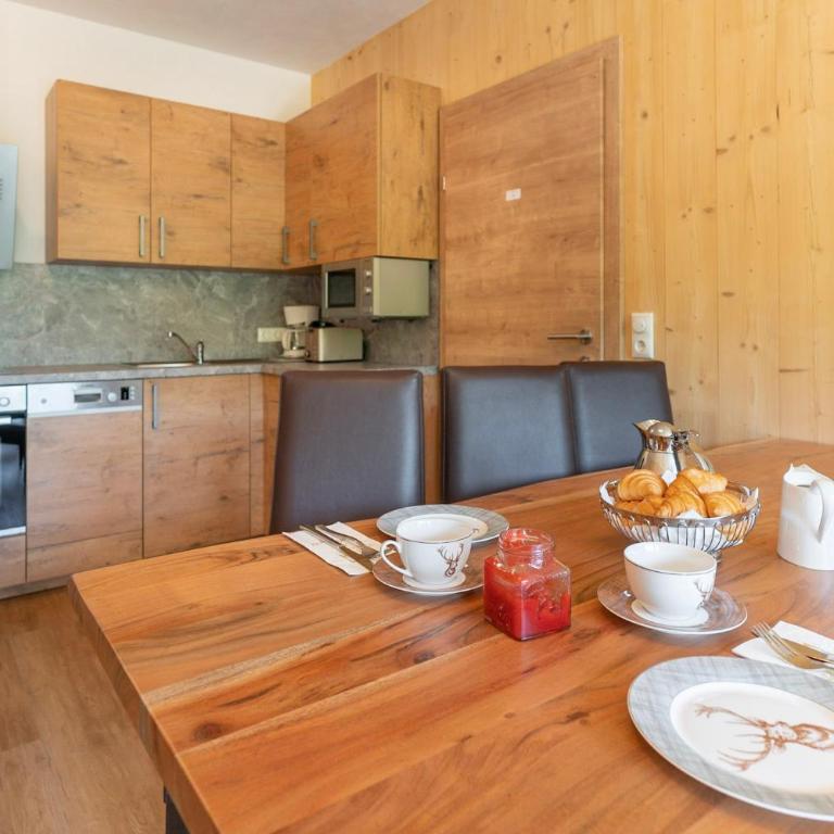 Wellness- und Familienhotel Garni Dachsteinresort - Deluxe Apartment (3 Erwachsene) - 7