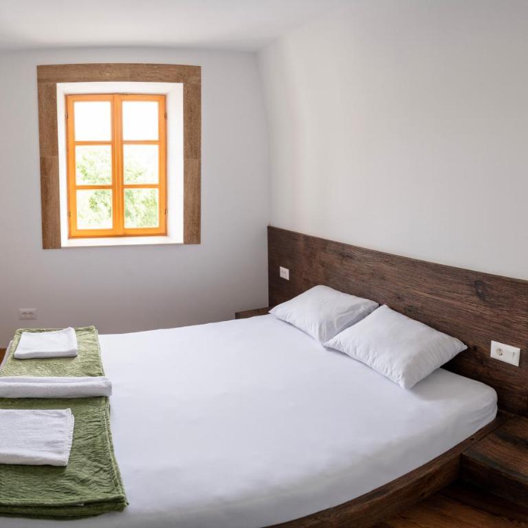 Sunrise Apartments - with Old Bridge view - Two-Bedroom Apartment with View - 5