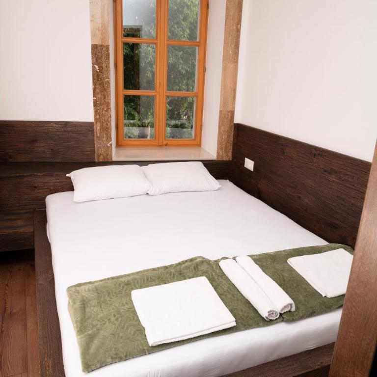 Sunrise Apartments - with Old Bridge view - Two-Bedroom Apartment with View - 14