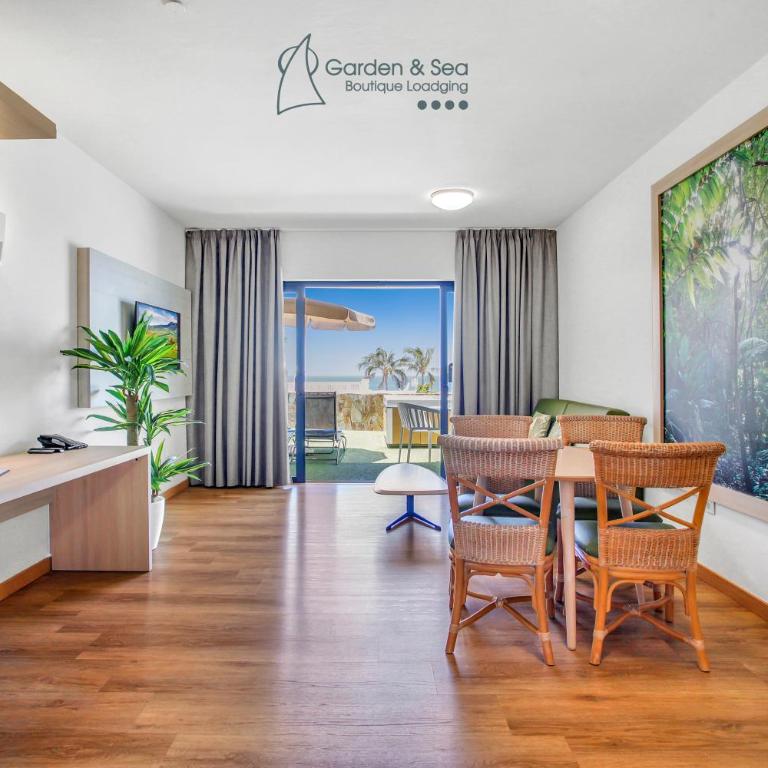 Apartamentos Garden & Sea Boutique Lodging by LIVVO - Duplex Vista Mar - 12
