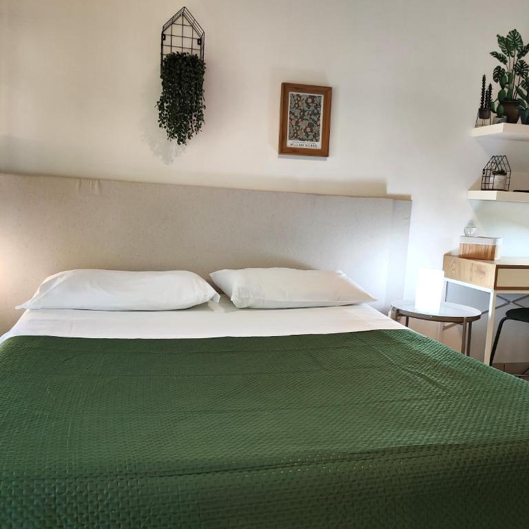 Casa Viola a 900 mt dalla Staz. Centrale - Camera Matrimoniale con Bagno Privato - 6