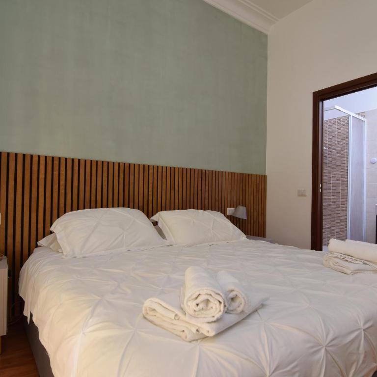 B&B Casa Cimabue Roma - Camera Matrimoniale con Bagno Privato - 2