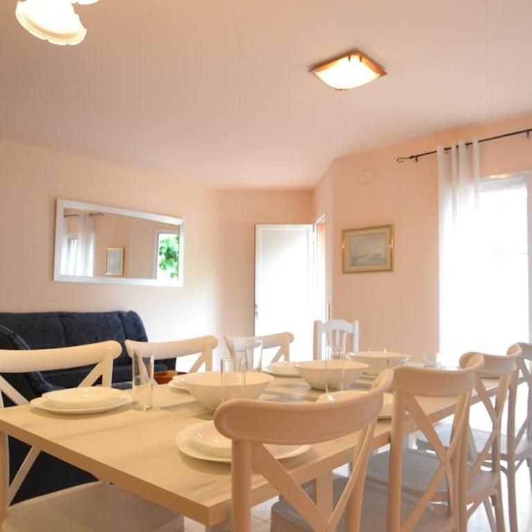 Villa Rosa 2, casa con jardín y piscina privada - Casa de 4 dormitorios - 8
