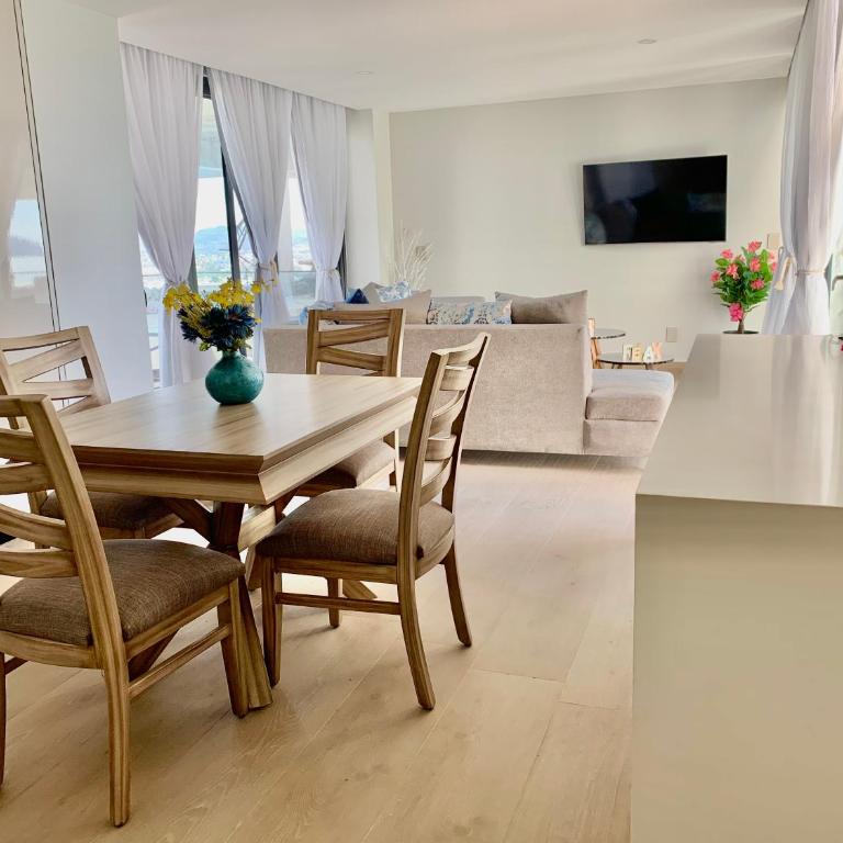 Casita del Mar Condo - Two-Bedroom Apartment - 5
